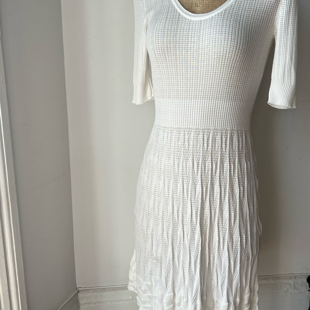 Elegant White Missoni Knit Dress is small
